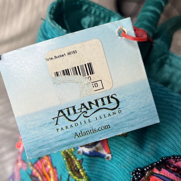 Atlantis Paradise Island Beach Tote Bag Beads Sequins and Satiny Aqua and Fish - Picture 14 of 17